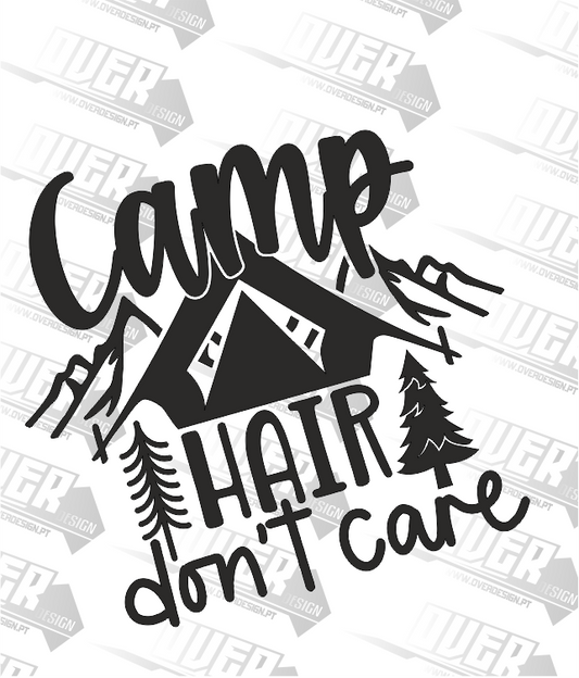🌲 Autocolante “Camp Hair Don’t Care” – Estilo campista sem regras! 🏕️